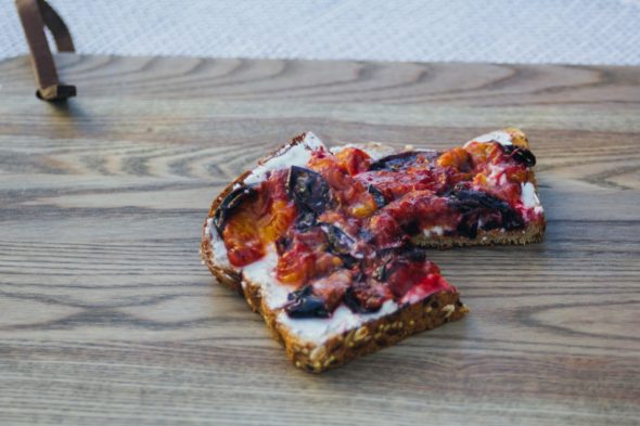toast-plum-goat-cheese-6_web